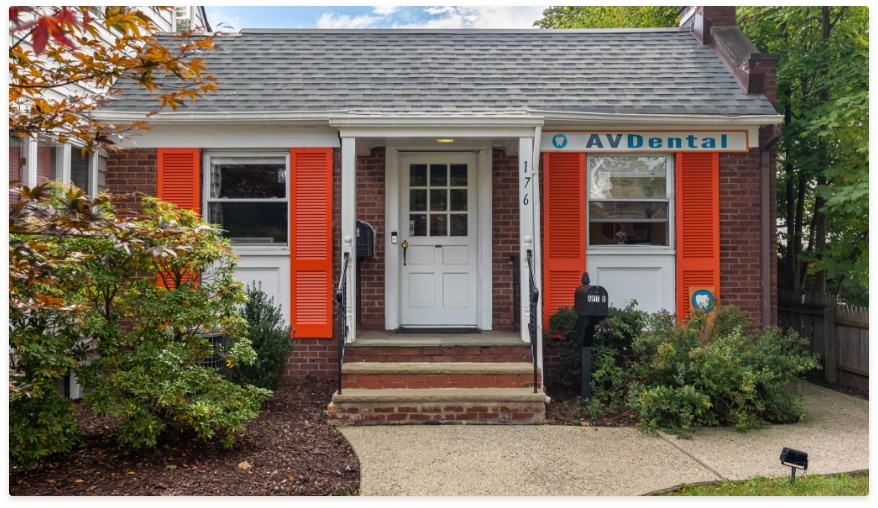 Front door of Ramsey New Jersey dental office